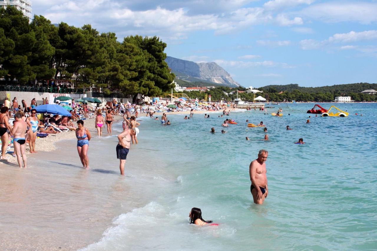 Apartments with a parking space Makarska - 11361 Bagian luar foto