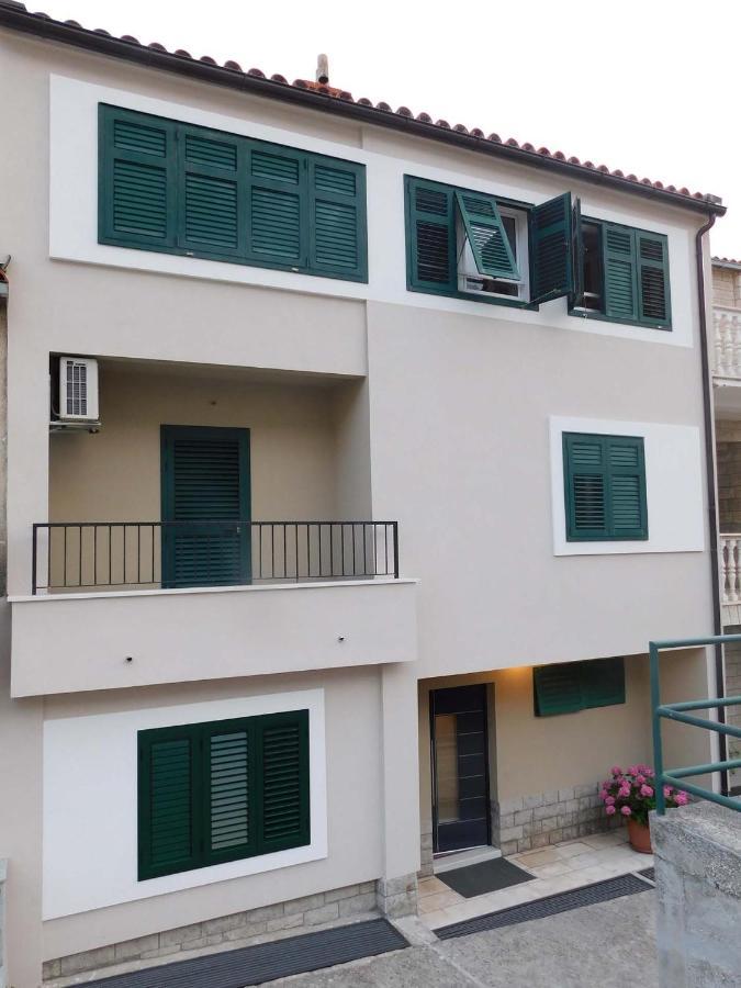 Apartments with a parking space Makarska - 11361 Bagian luar foto
