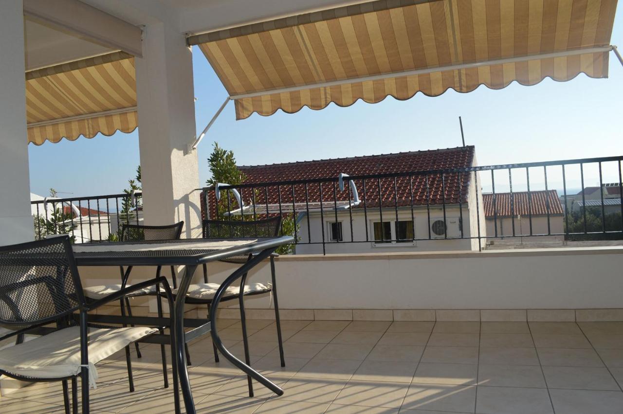 Apartments with a parking space Makarska - 11361 Bagian luar foto